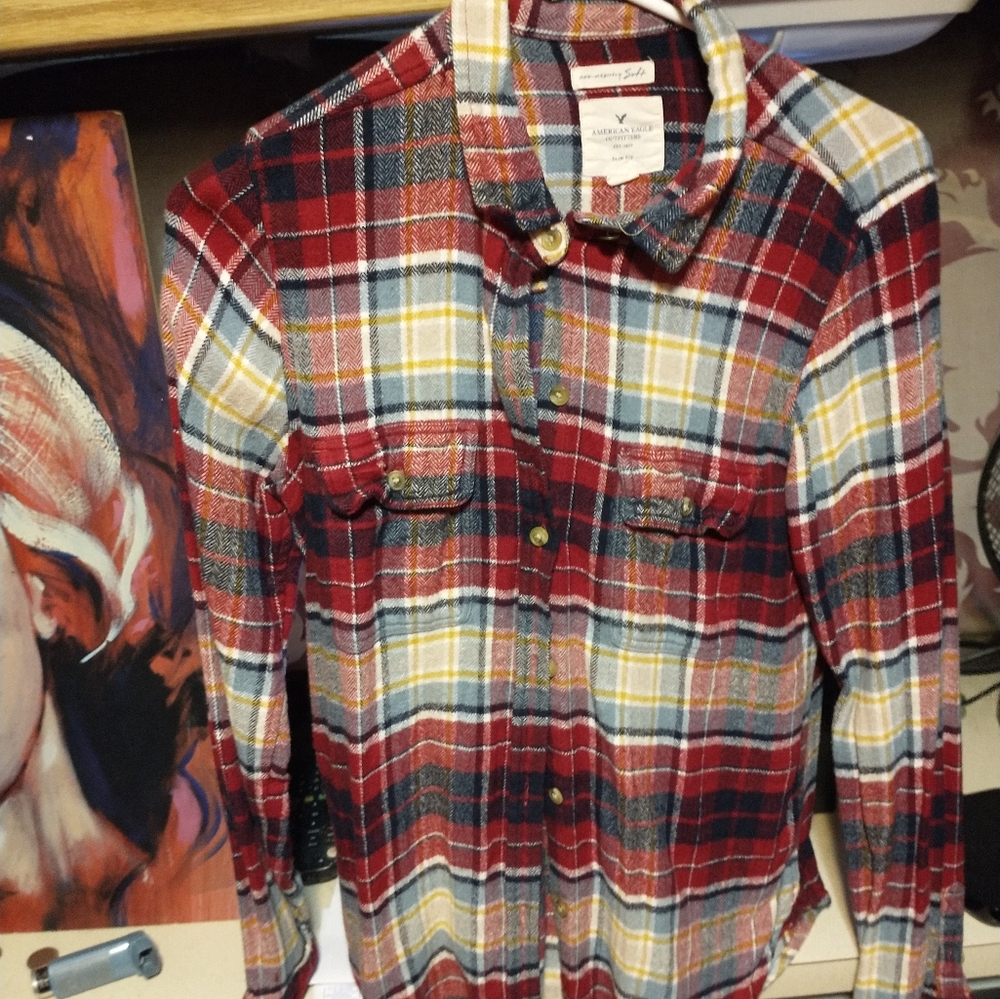 American Eagle Outfitters Red and Blue Button Down Shirt